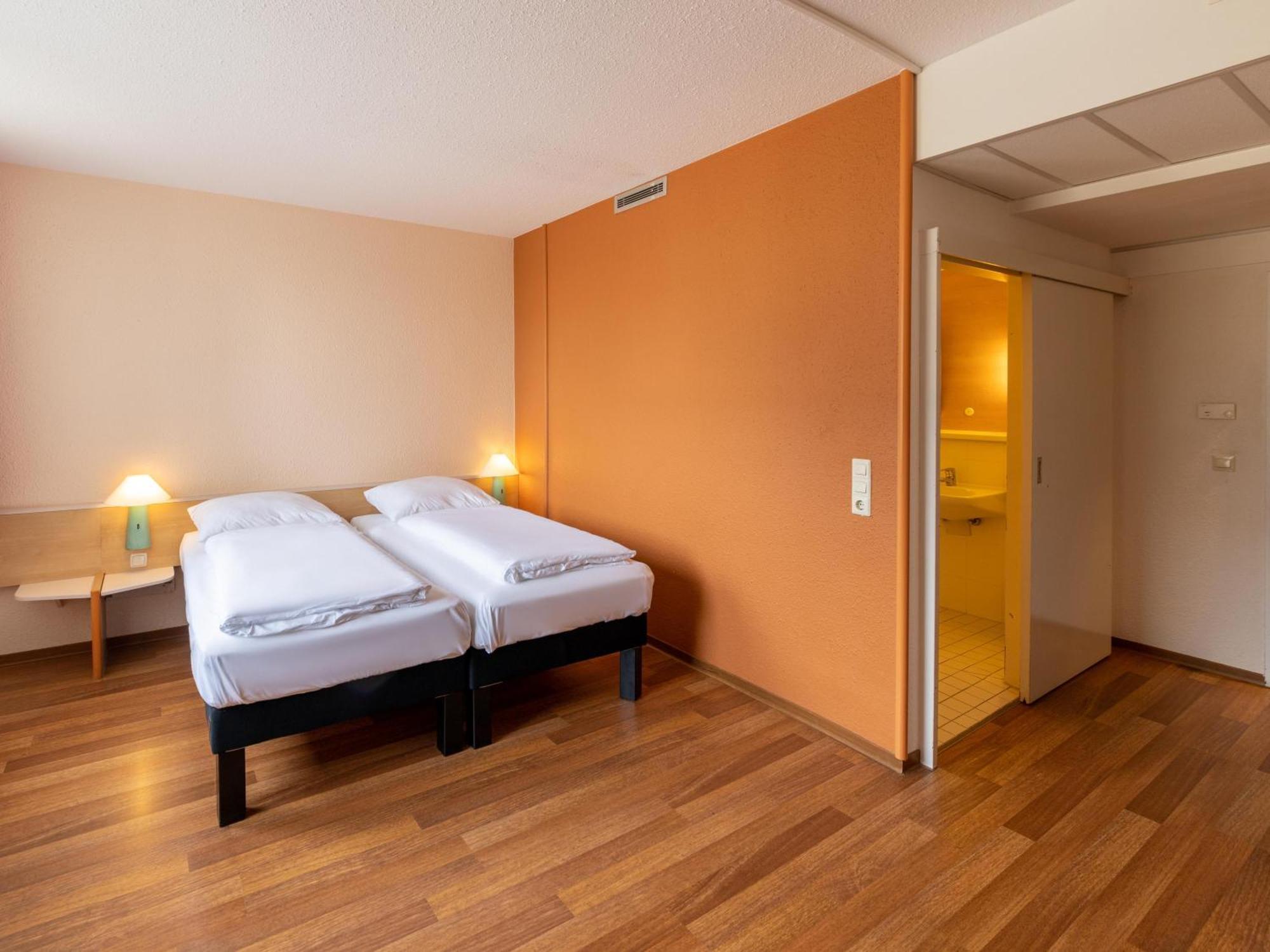 B&B Hotel Duisburg Hbf-Nord Eksteriør billede